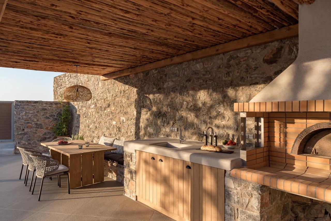 Isla Beach House, A Timeless Retreat, By Thinkvilla Damnoni Exteriér fotografie