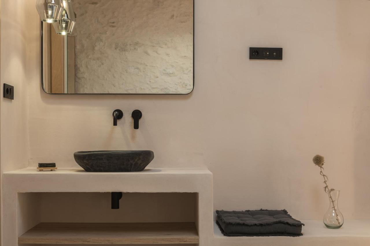 Isla Beach House, A Timeless Retreat, By Thinkvilla Damnoni Exteriér fotografie