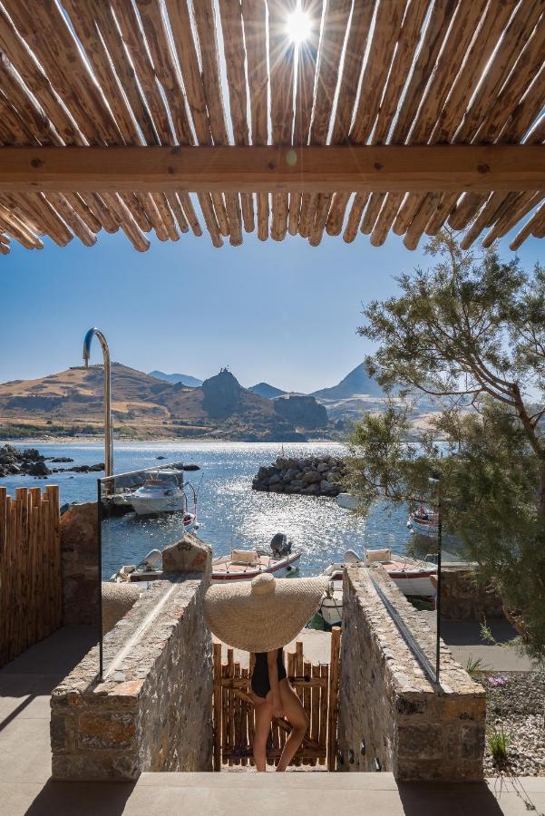 Isla Beach House, A Timeless Retreat, By Thinkvilla Damnoni Exteriér fotografie