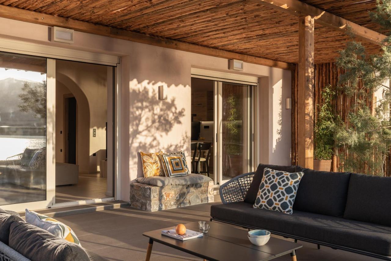 Isla Beach House, A Timeless Retreat, By Thinkvilla Damnoni Exteriér fotografie