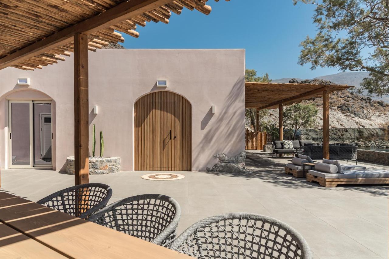 Isla Beach House, A Timeless Retreat, By Thinkvilla Damnoni Exteriér fotografie